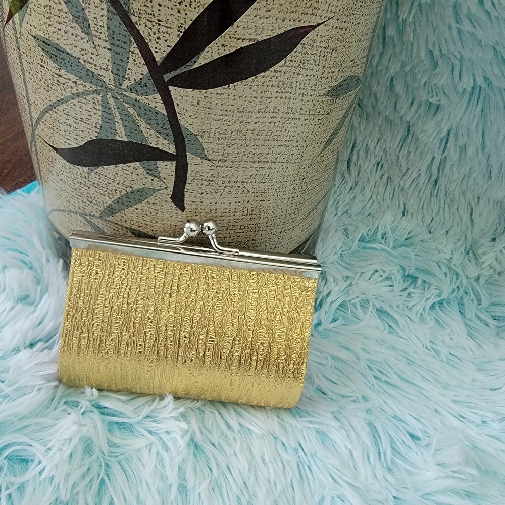 Coin/lipstick clutch